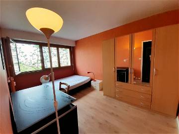Roomlala | Uniwersytet w Rennes 2.pokojowe mieszkanie ciche. Metro Kennedy'ego.
