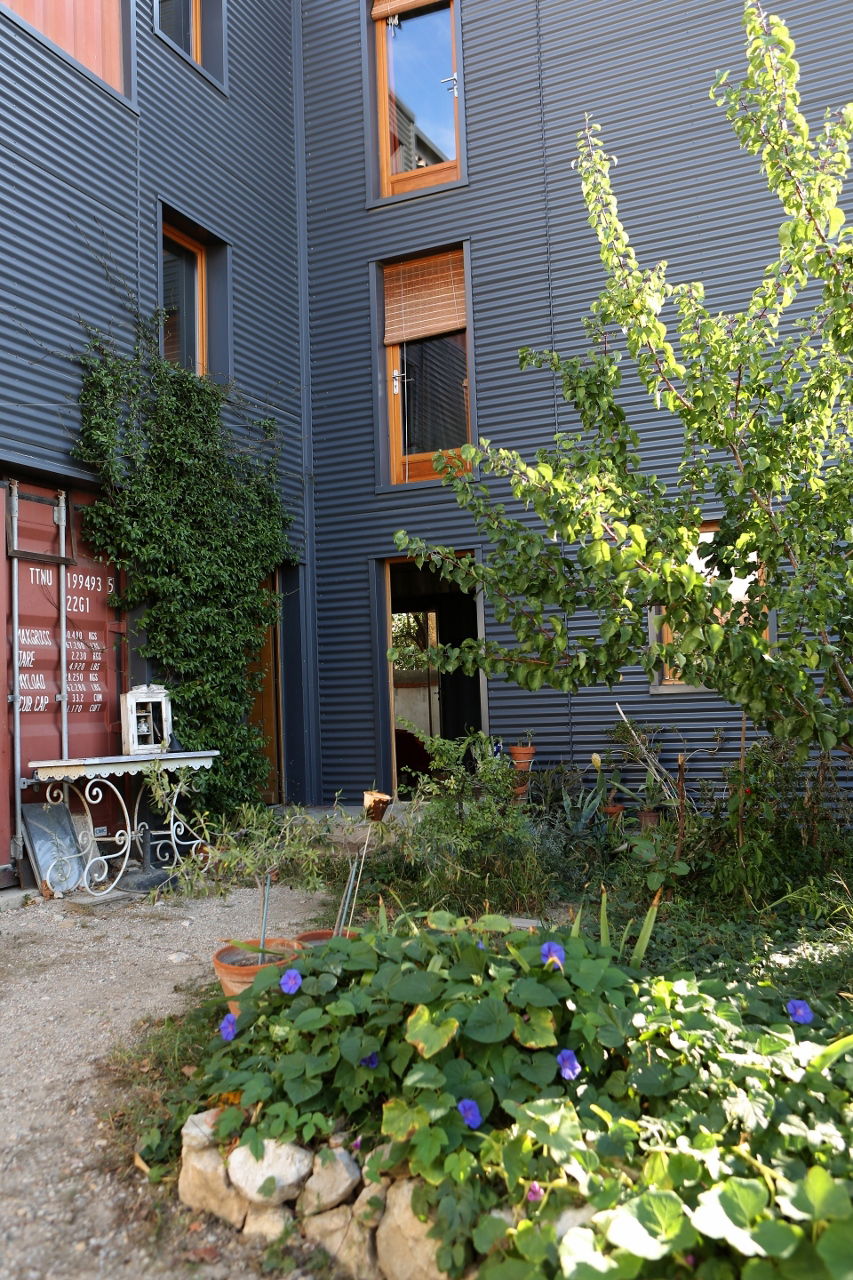 Independent Studio Marseille 46059