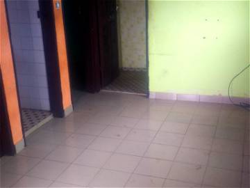 Room For Rent Douala 237910-1