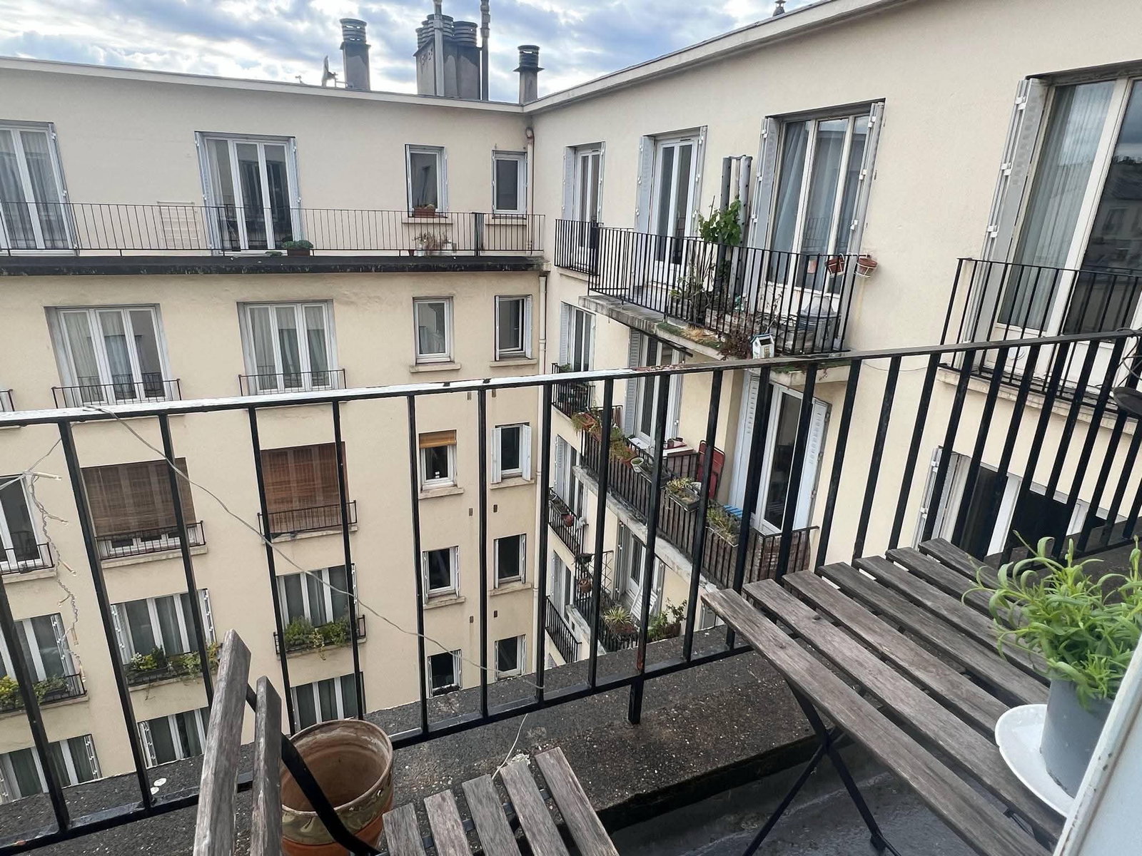 Homestay Paris 670959