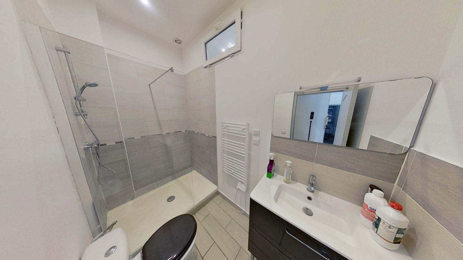 Hela Huset Toulon 258439