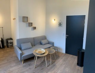 Itsenäinen Studio Pierre-Bénite 244328