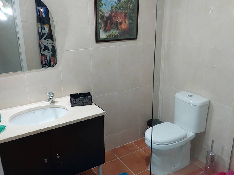 Toda La Casa Guarda 257257-5