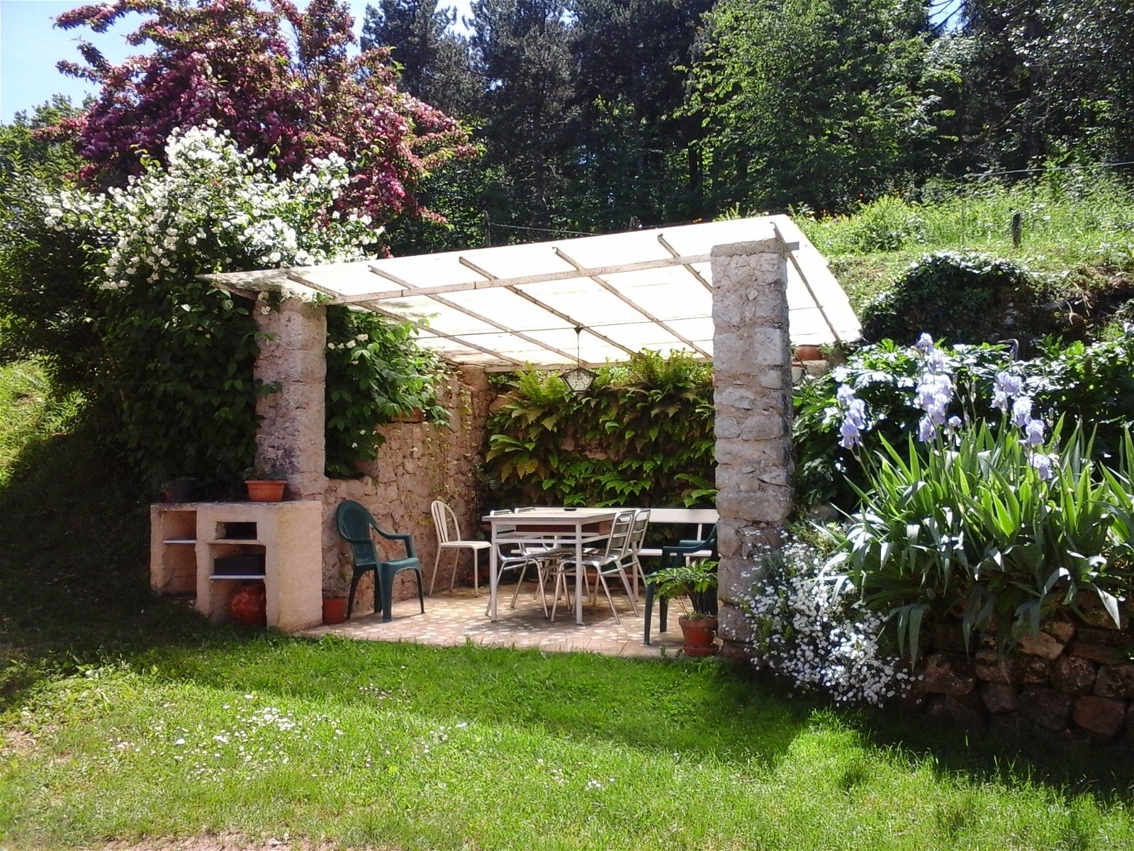 Entire Home Camarade 130519