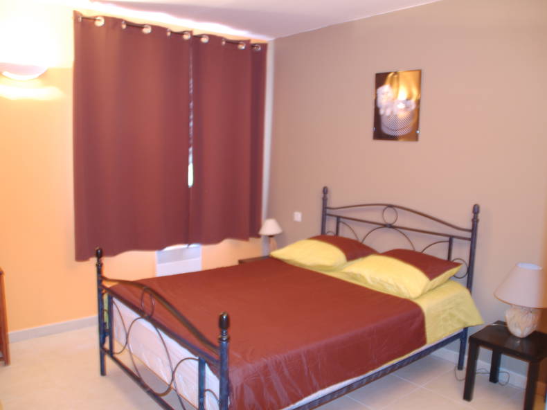 Entire Home Figanières 159480-1