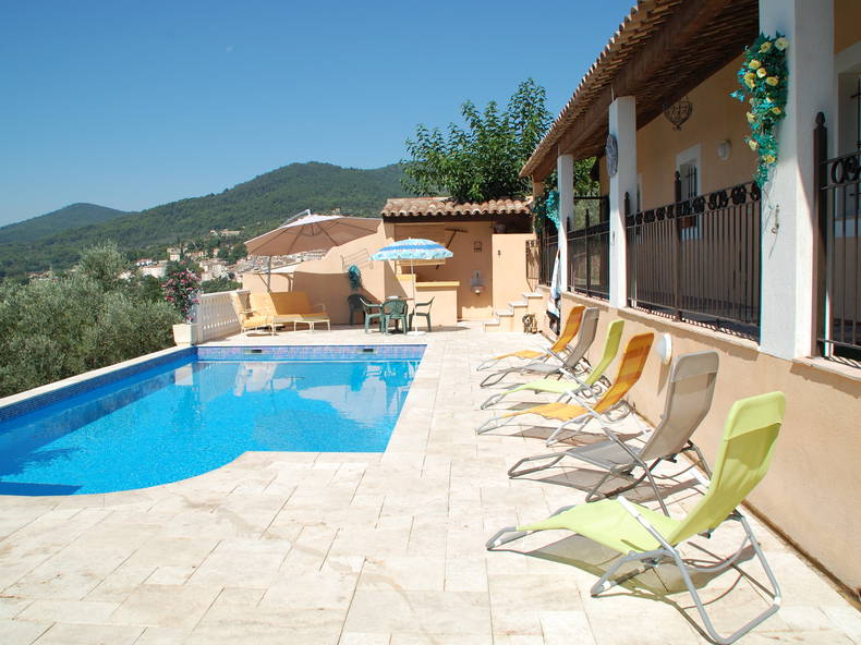 Entire Home Figanières 159480-2