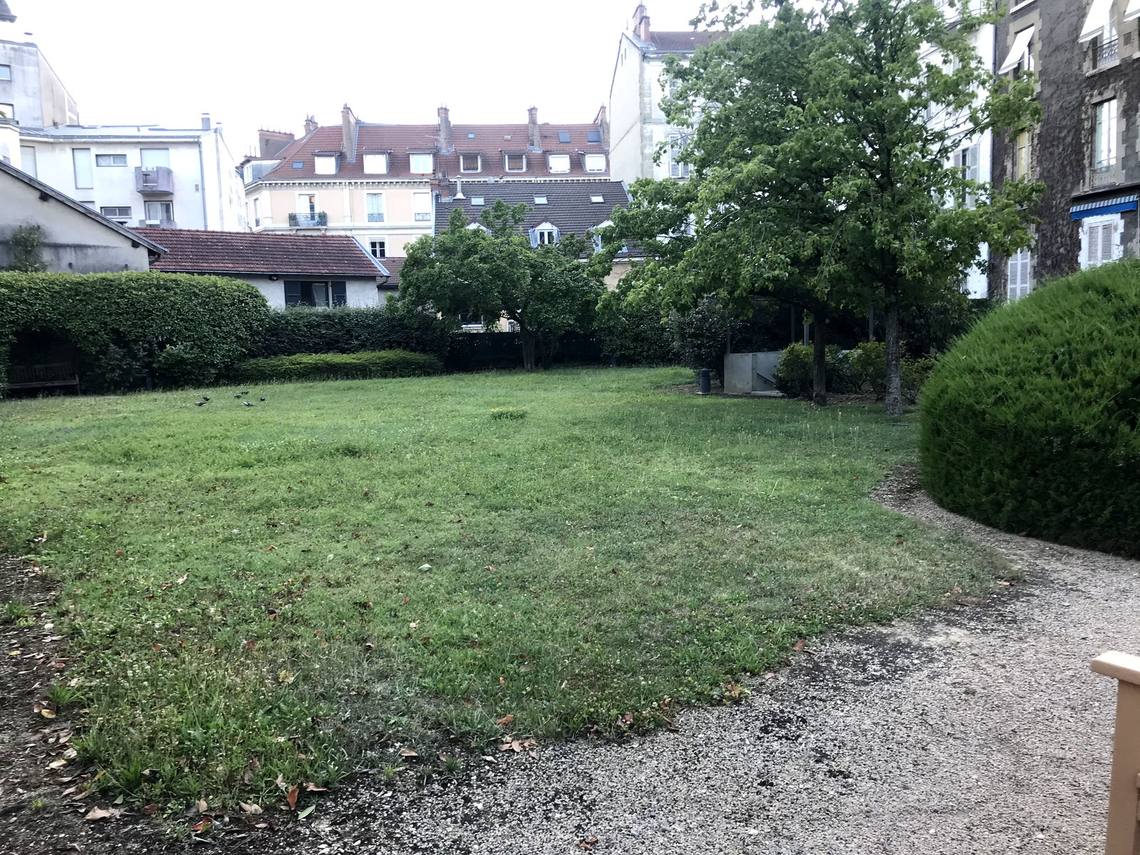 Hela Huset Grenoble 260082