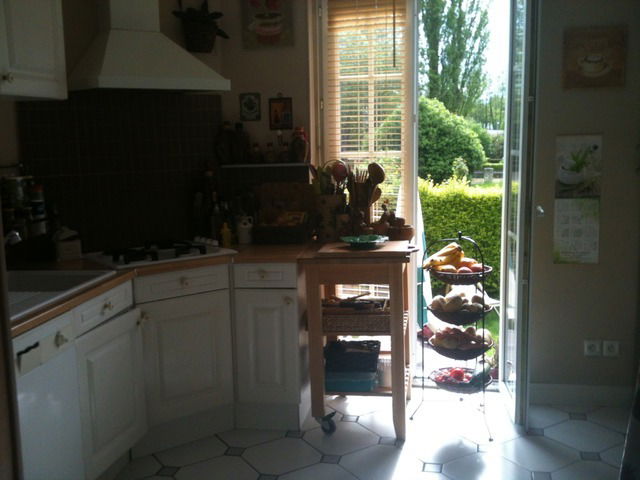 Colocation Hermes 25528