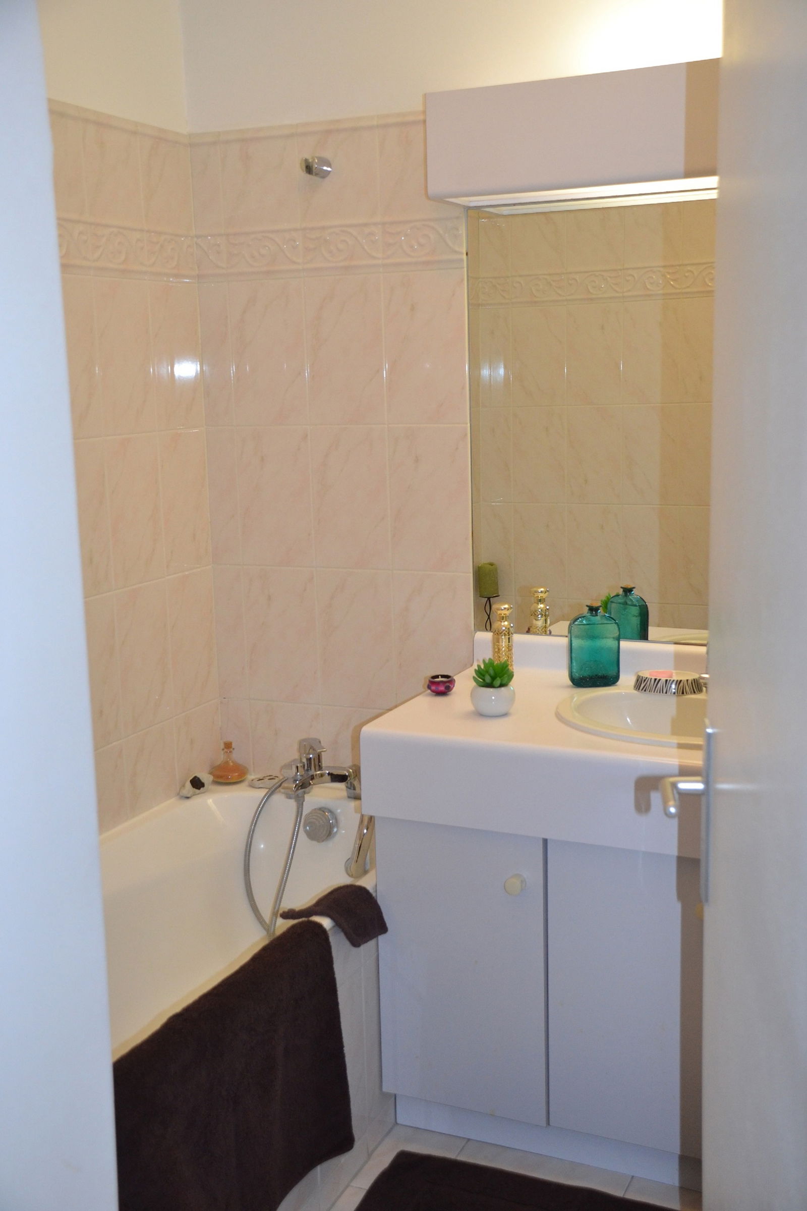 Hemvistelse Paris 69732