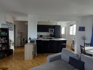 Roomlala | Værelse i en stor lejlighed (4 værelser) i OLIVET