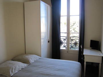 Roomlala | Værelse i et privat hjem på Prado