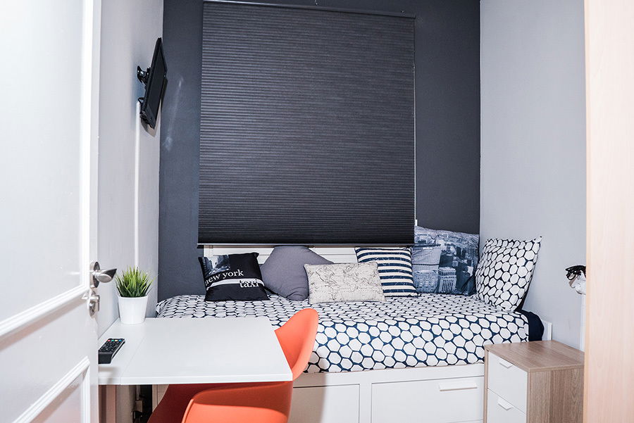 Hjemmeophold Barcelona 200314