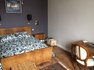 Roomlala | Værelse til leje i Pontaillac