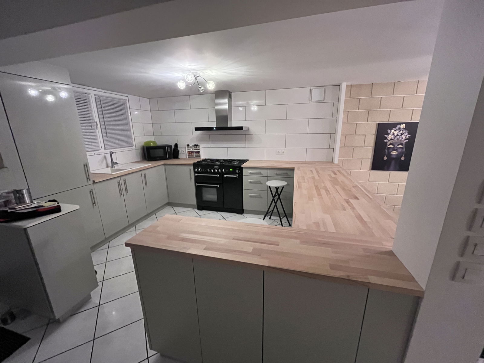 Hjemmeophold Jouy-le-Moutier 536152