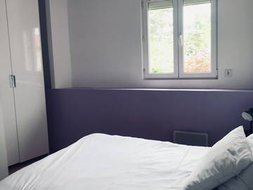 Roomlala | Værelse til rådighed