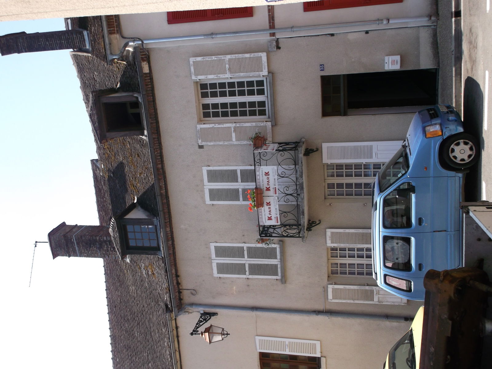 Hjemmeophold Saint-Julien-du-Sault 86982