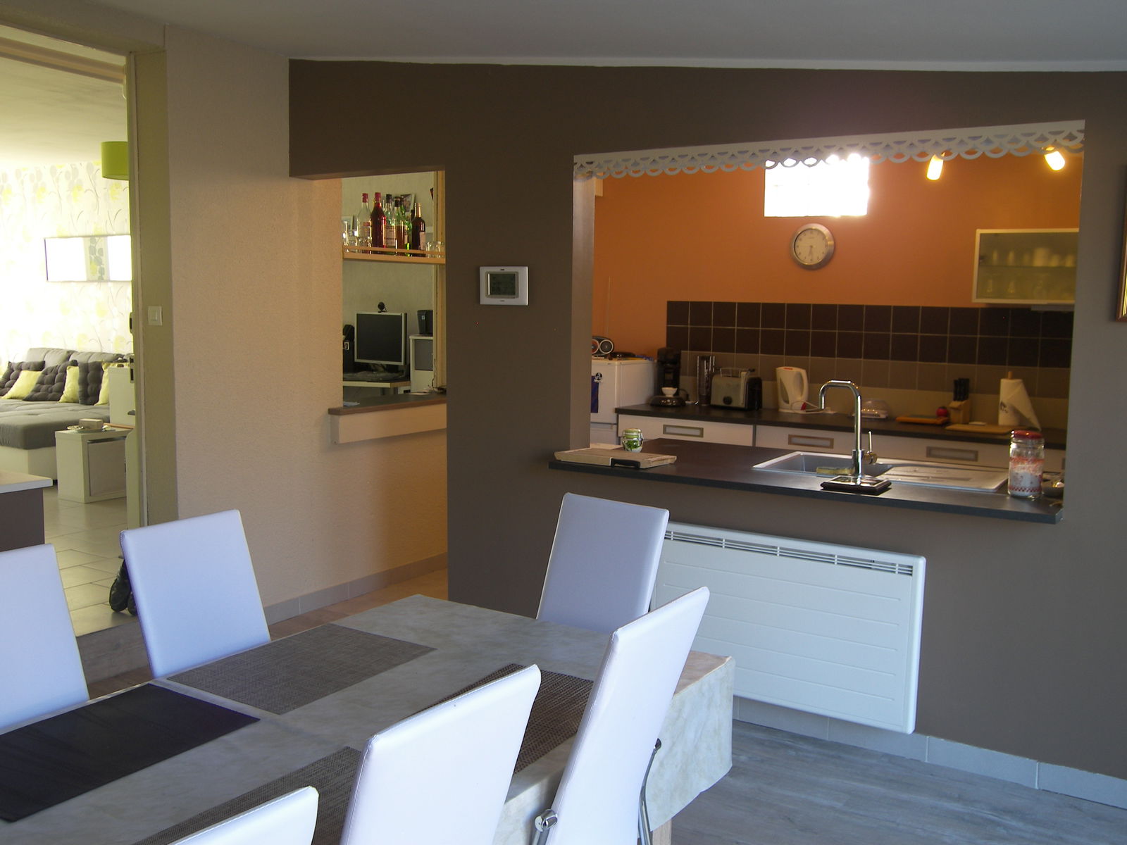 Onofhängeg Studio Port-Brillet 100399