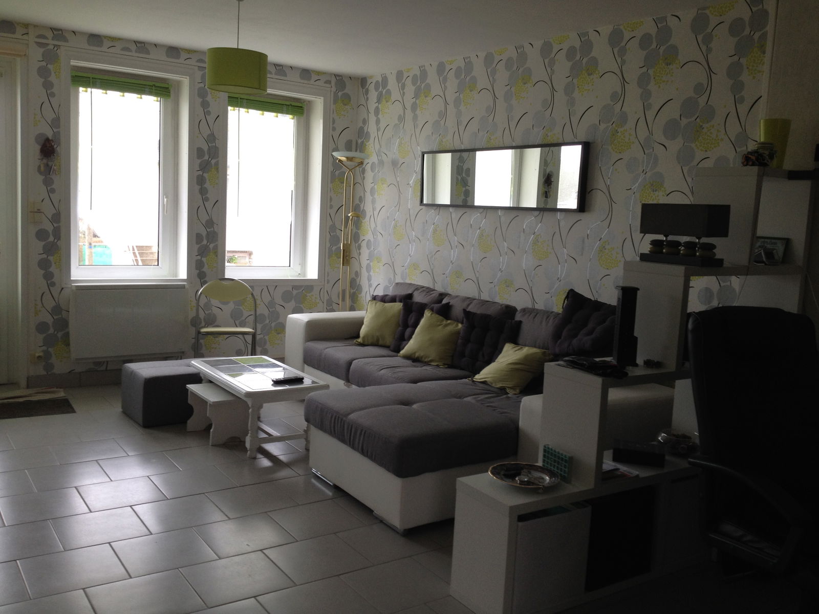 Onofhängeg Studio Port-Brillet 100399