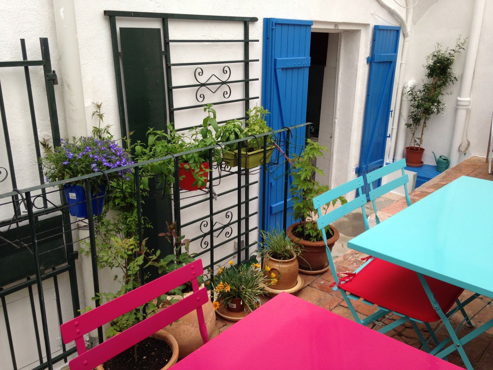 Oberoende Studio Cassis 113119