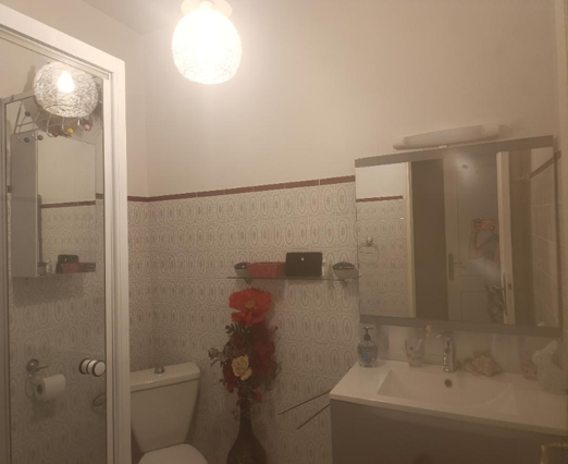 Quarto Em Casa Do Anfitrião Venelles 673420