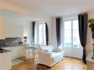 Logement Entier Versailles 202170-5