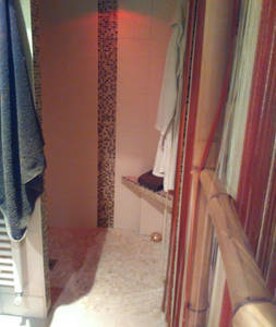 Homestay Marseille 16150