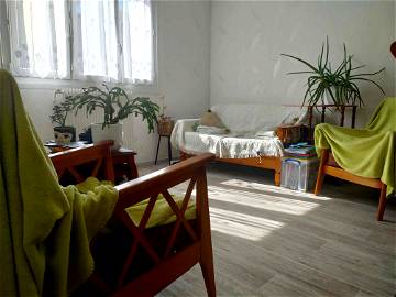 Roomlala | Very bright cozy apartment