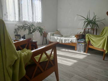 Roomlala | Very bright cozy apartment