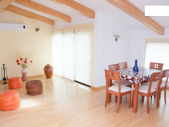 Entire Home Covarrubias 52413-1