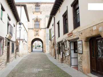 Logement Entier Covarrubias 52413-11