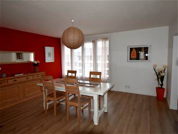 Roomlala | Very Nice Apartment Renovated St Remi. Roommate 3 People