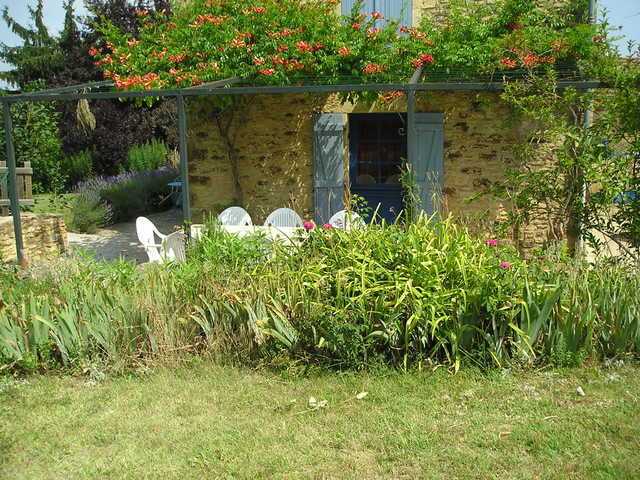 Independent Studio Pomarède 46415