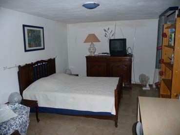 Independent Studio Toulon 79225