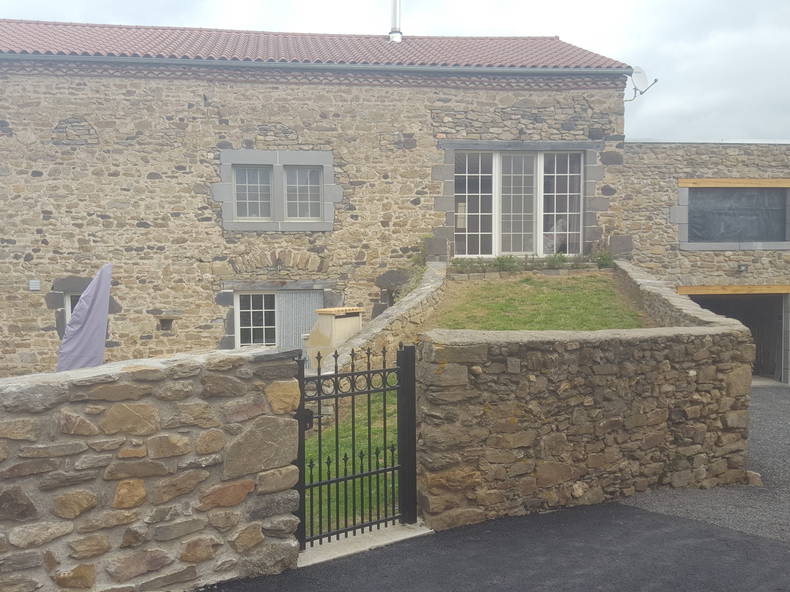 Entire Home Espalem 155716-1