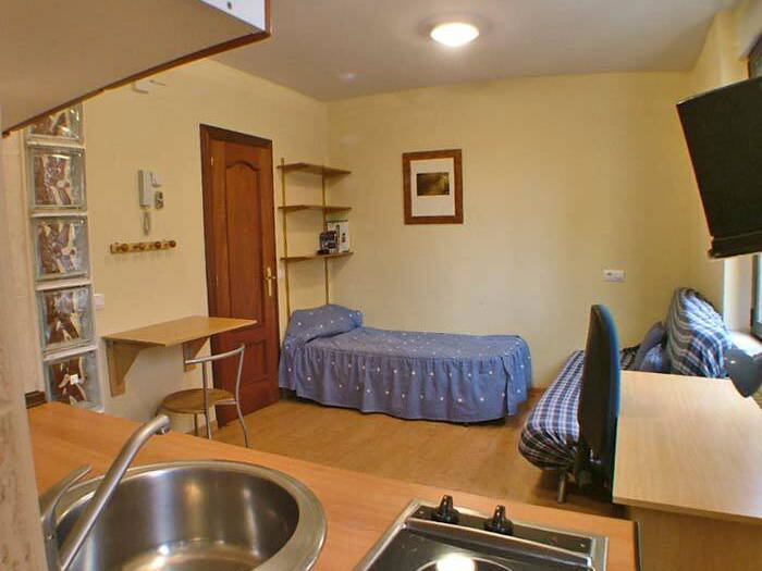 Homestay Salamanca 220768-1