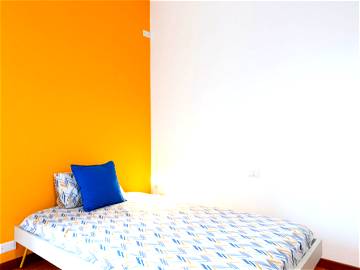 Roomlala | Via Cicognara 2 - Room 4 - Private Room With Balcony