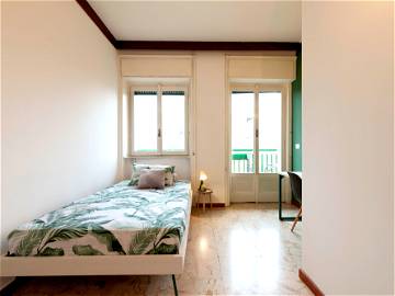 Roomlala | Viale B.d'este -Room 1 Cozy Bright Room With Ac And Balcony