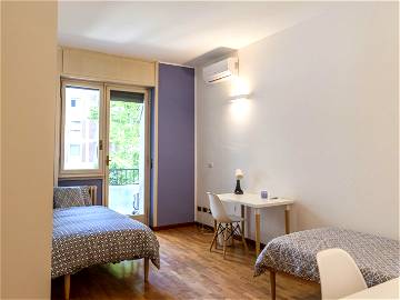 Roomlala | Viale Campania 29 – Entire Room 2 For Single Use