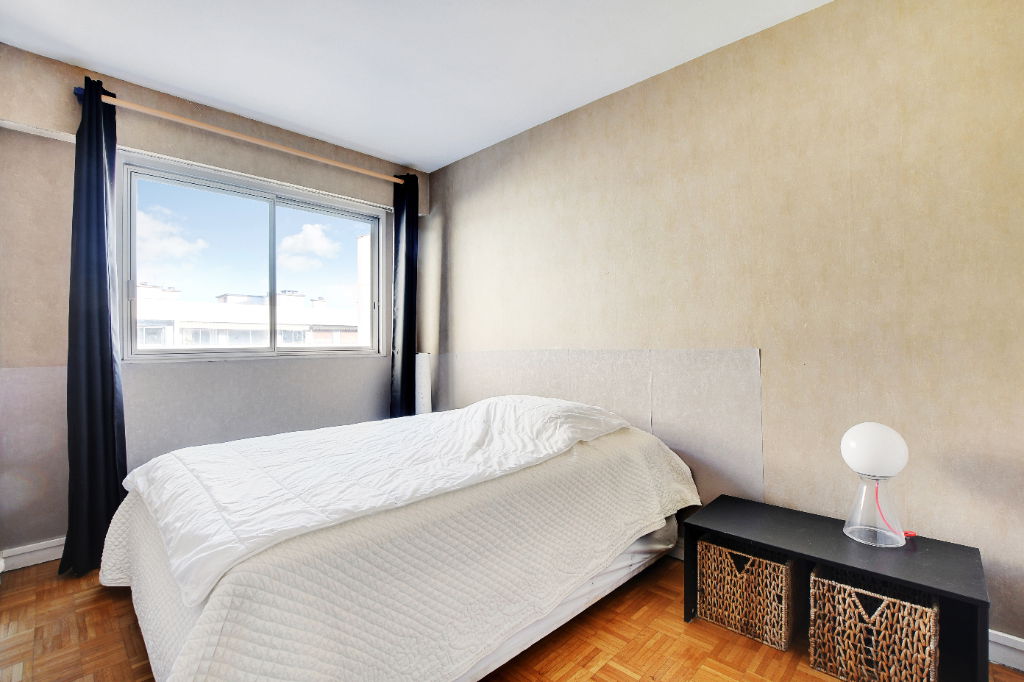 Oberoende Studio Paris 256600
