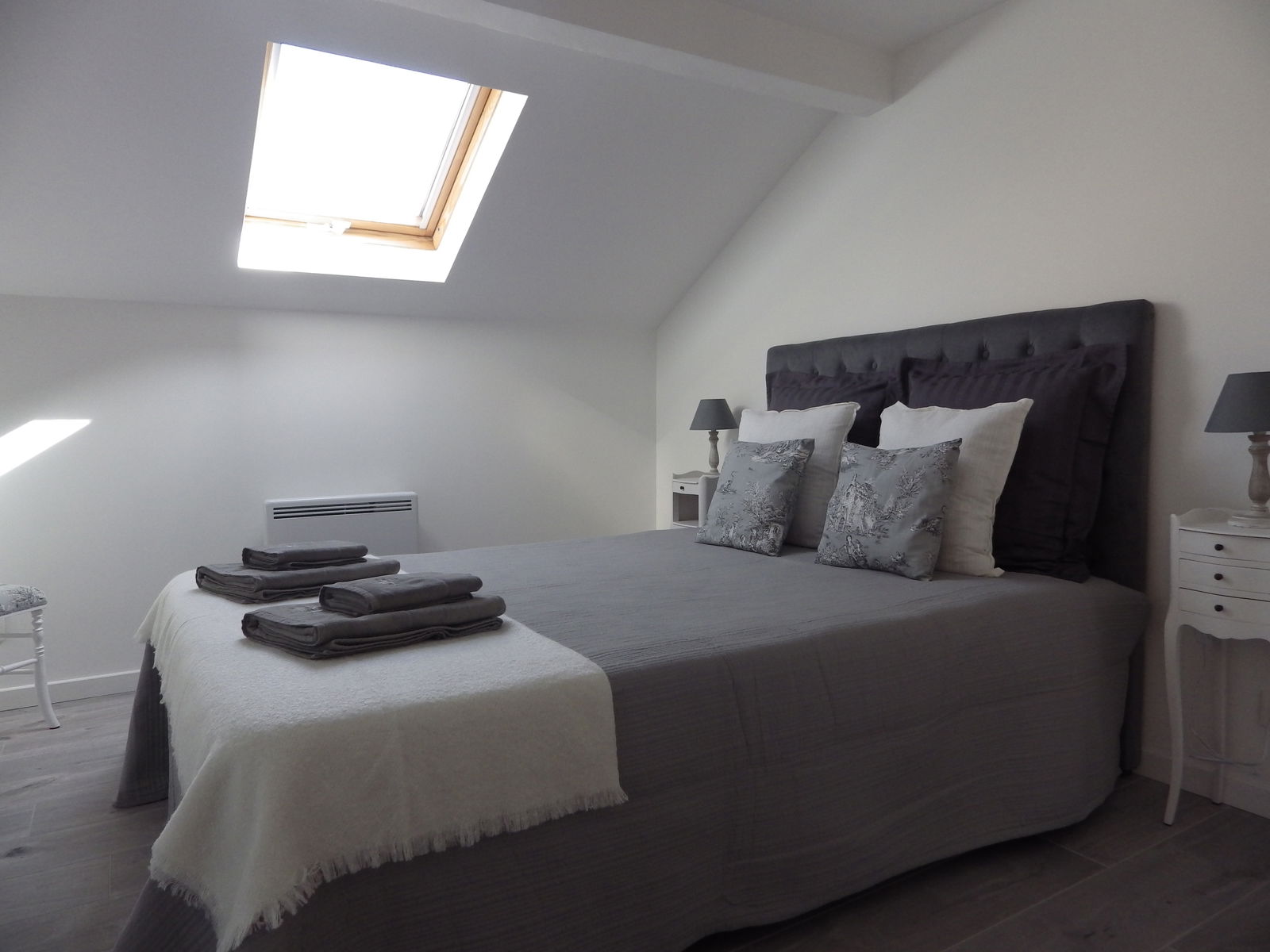Itsenäinen Studio Versailles 249796