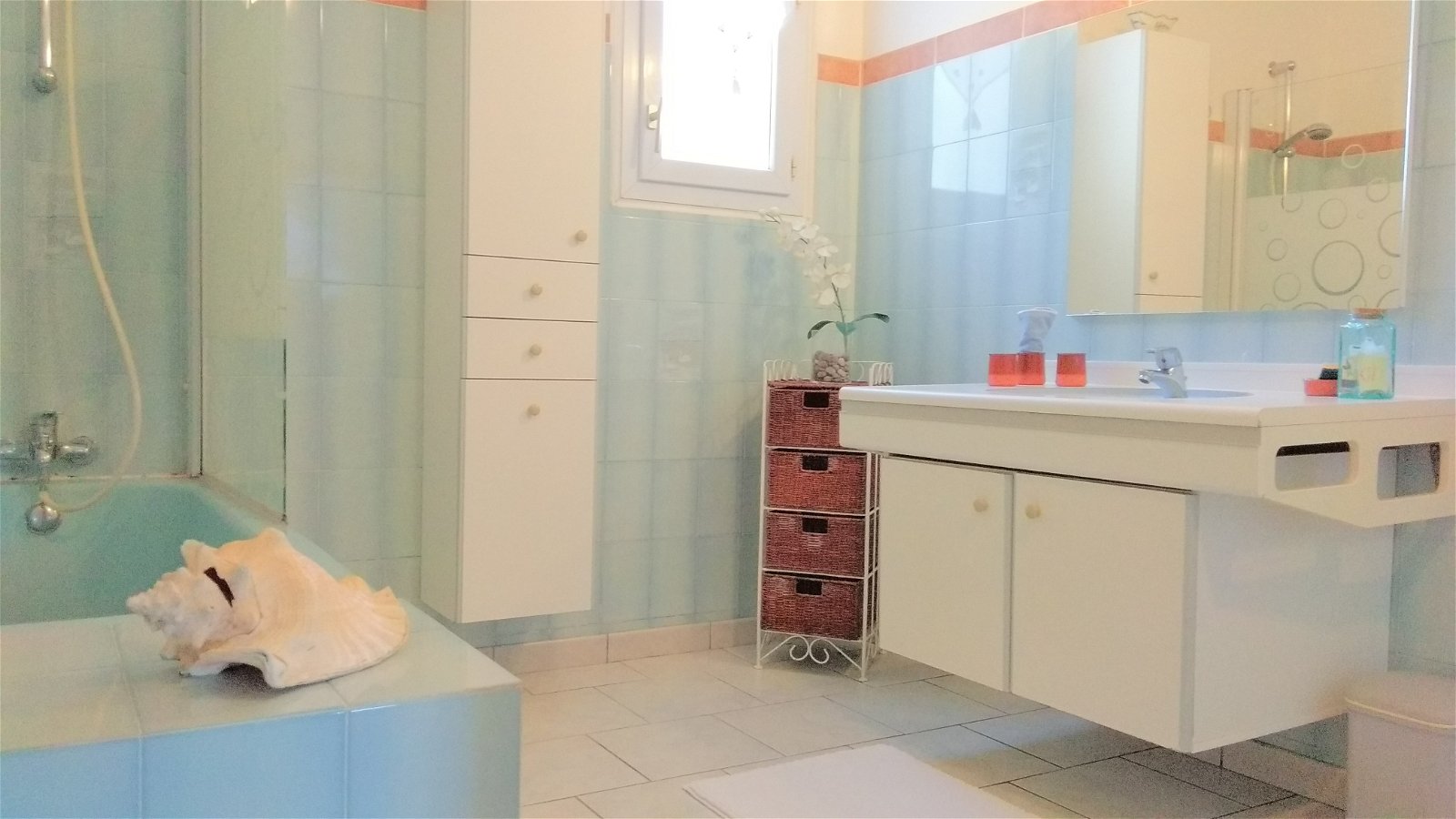 Studio Indépendant Noves 225410