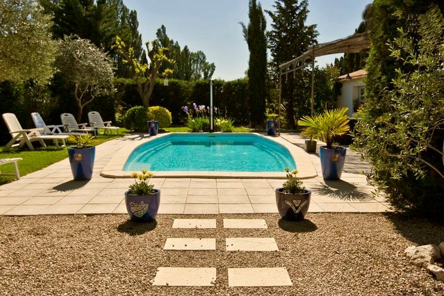 Studio Indépendant Noves 225410