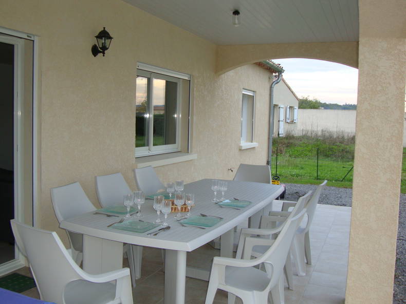 Entire Home Saint-Alban-Auriolles 97326-2