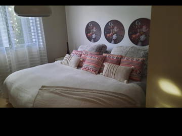 Entire home for rent in Mouguerre - photo 9 : Bedroom-9