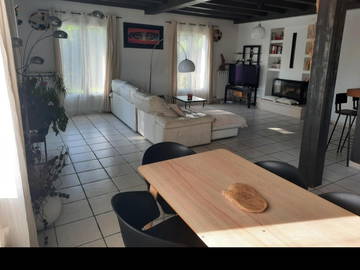 Entire home for rent in Mouguerre - photo 12 : dining room-12
