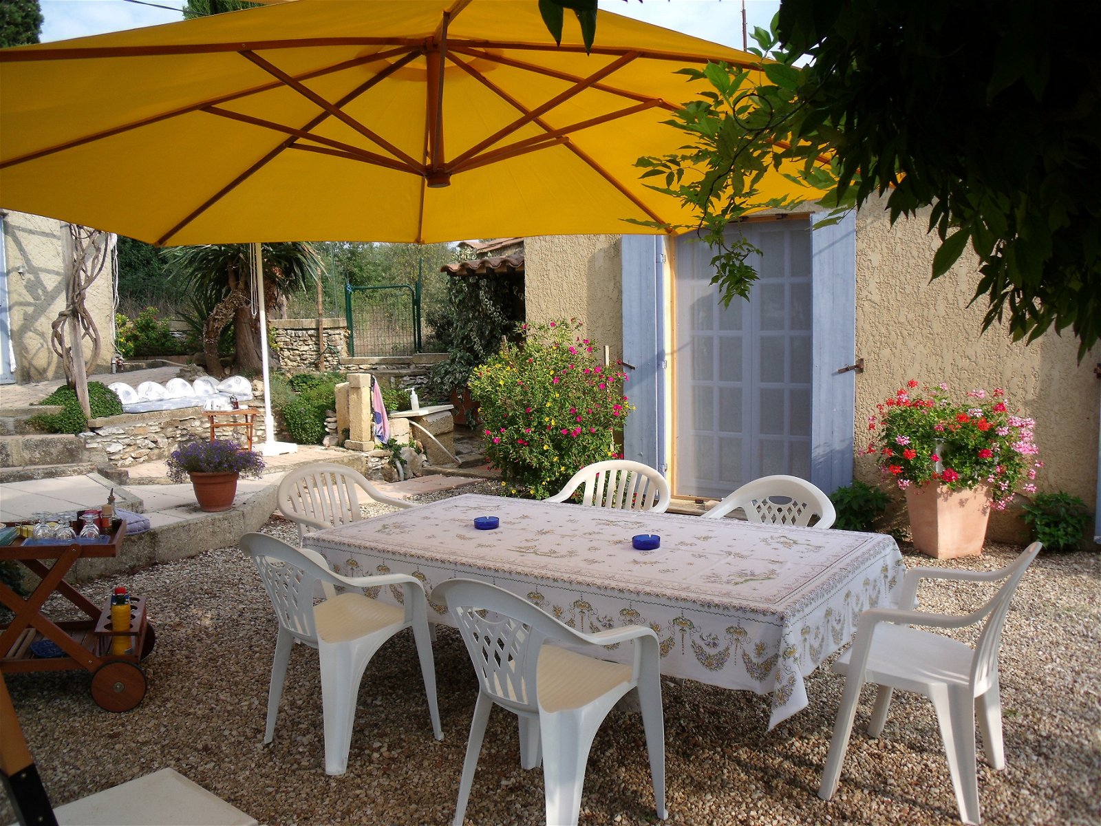 Colocatie Collias 158143