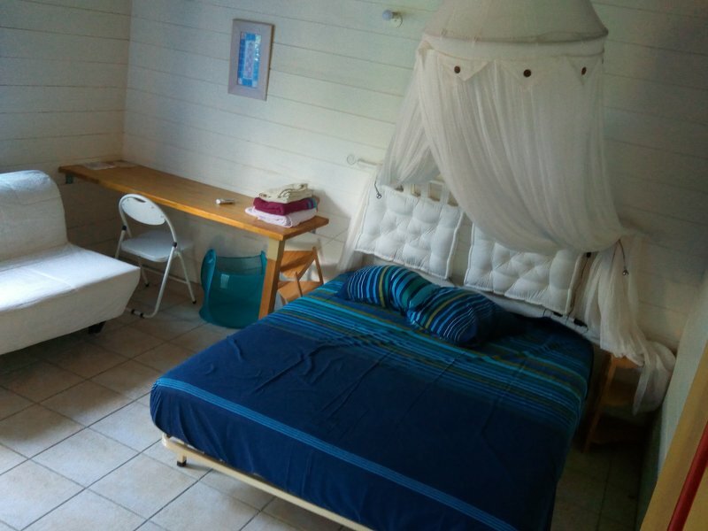 Itsenäinen Studio Sainte-Anne 245816