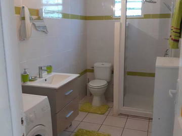 Logement Entier Bouillante 243157-5