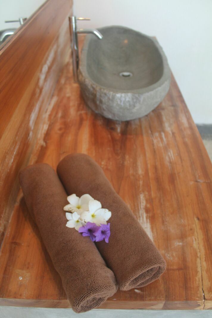 Studio Indépendant Nusa Tenggara Barat 142123