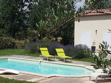 Roomlala | Villa Con Piscina Nel Sud Della Francia